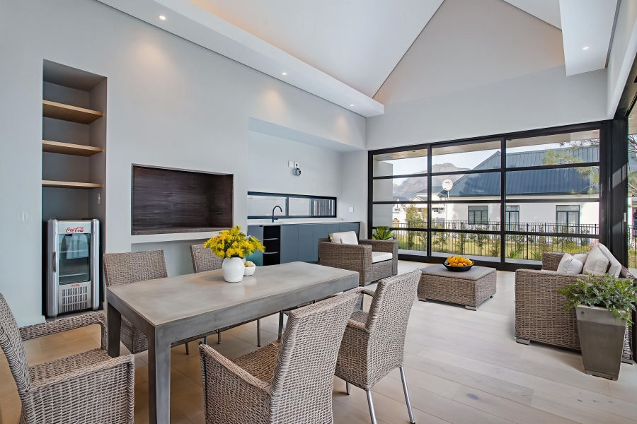 4 Bedroom Property for Sale in Pearl Valley at Val de Vie Western Cape